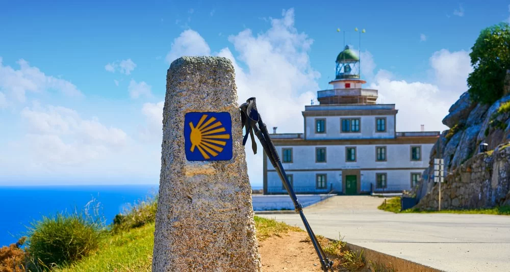 Camino Fisterra desde Santiago en Hostales y Alojamientos Típicos Gallegos