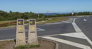 Camino Fisterra desde Santiago en Hostales y Alojamientos Típicos Gallegos