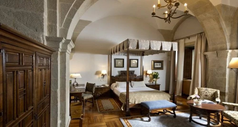 Circuit at Your Leisure through the Interior of Galicia in Pazos and Charming Accommodations.