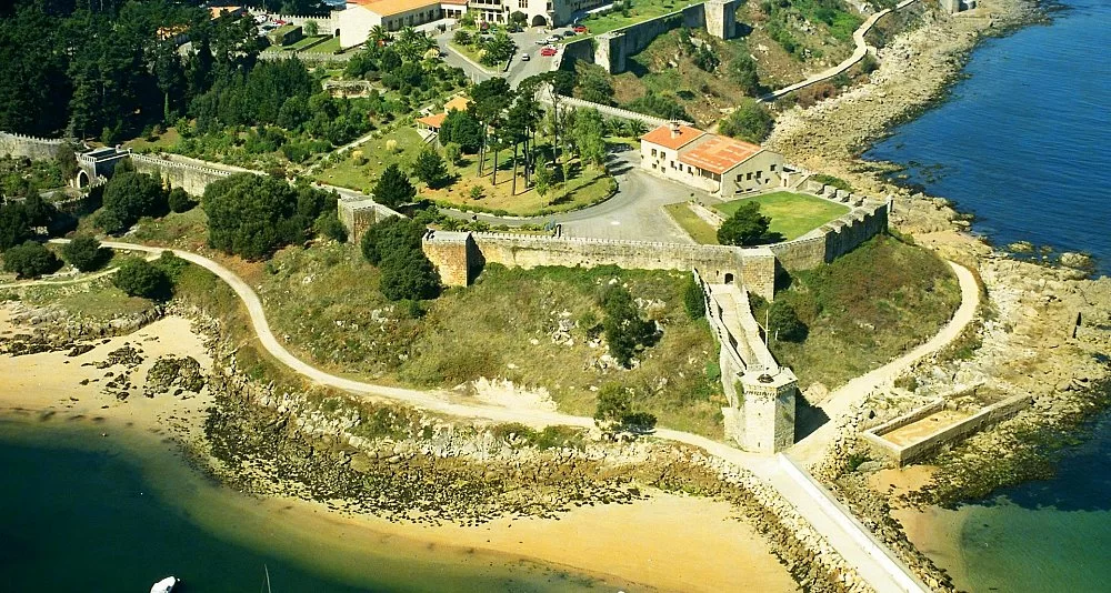 Circuit at Your Leisure through the Rías Baixas in Pazos and Charming Accommodations