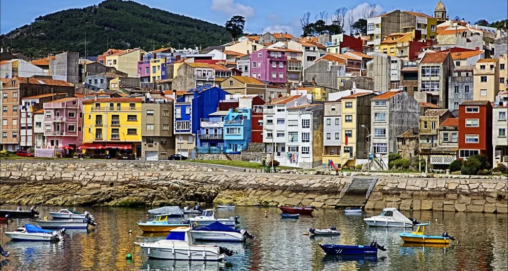 Private Circuit in Galicia's Rías Baixas with Charming Hotels and Pazos