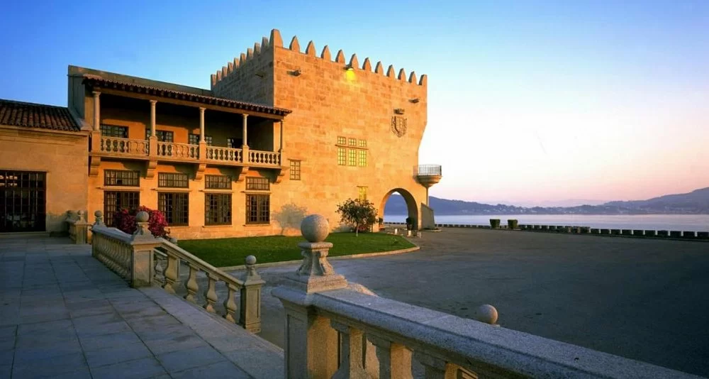 Private circuit through the Paradores of Galicia 'Costa da Morte'