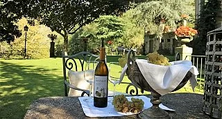 Private Gastro-Enological Getaway in the Pazos of Galicia