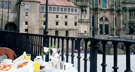 Terrace with views of the Santiago de Compostela Cathedral._137